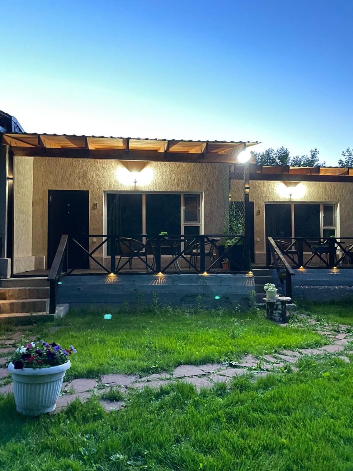 Private Bed & Breakfast Shchuchinsk Exterior photo